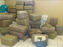 Los detenidos y lo asegurado fueron puestos a disposición de las autoridades correspondientes. ARCHIVO  /