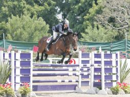 El jinete Juan Vicente Mendoza fue de los mejores tapatíos en el Selectivo panamericano. M. FREYRÍA  /