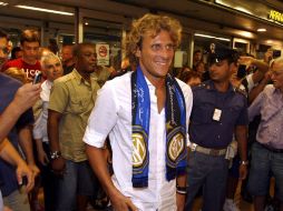 Forlán es el nuevo jugador de Milán, el uruguayo no jugará la fase de grupos de la Liga de Campeones. EFE  /