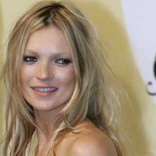 Kate Moss celebrará diez años como modelo con colección
