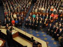 El mandatario estadounidense habla ante integrantes de ambas cámaras en el Congreso federal, en Washington. AFP  /
