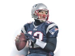 Tom Brady viene de una temporada brillante con 36 pases de anotación, la segunda mayor cantidad en su carrera. GETTY IMAGES SPORT  /
