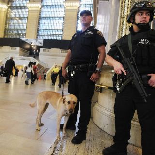 Policía de Nueva York copa las calles tras amenaza por aniversario del 9-11