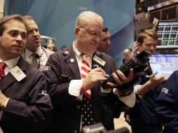 Los mercados fueron afectados por una posible suspensión de pagos de Grecia. EFE  /