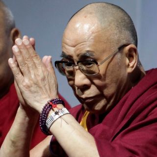 El Dalai Lama visitó Los Pinos