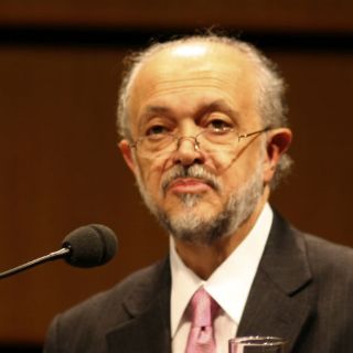 Injustificables subsidios energéticos: Mario Molina