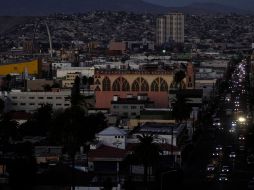 Así  se vió la ciudad de Tijuana en el apagón que duró 10 horas. NOTIMEX  /