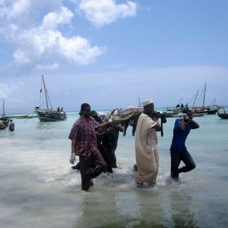 Al menos 170 muertos a consecuencia del naufragio de un barco en Zanzíbar