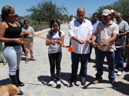 El presidente municipal de Tlajomulco de Zúñiga, Enrique Alfaro Ramírez, acudió a la comunidad de San Juan Evangelista. A. HINOJOSA  /