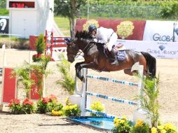 El jinete Alberto Aldana (foto) ganó el primero y tercer lugar del Clásico Jack Daniel´s. E. PACHECO  /