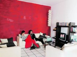 El Hostal Rojo, ubicado en la colonia Ladrón de Guevara, tiene cupo para 40 personas. E. BARRERA  /