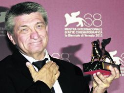 La cinta Fausto se llevó a casa el prestigiado León de Oro a Mejor película. El director del filme Alexander Sokurov. REUTERS  /