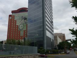 El hotel, ubicado frente la Expo Guadalajara, cuenta con 27 pisos de altura. S. MALDONADO  /