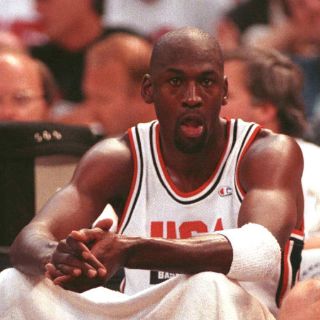 Multan a Michael Jordan con 100 mil dólares