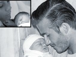 Victoria y David Beckham compartieron en sus cuentas de redes sociales las primeras imágenes de su pequeña. AP  /