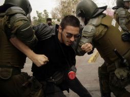 Unas 10 mil personas conmemoraron a los opositores muertos tras el golpe militar del 11 de septiembre de 1973. ARCHIVO  /