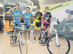 Los ciclistas mexicanos presumieron sus nuevos vehículos en un encuentro especial. A. MADERA  /