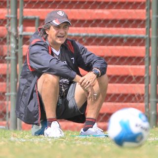 Atlas tuvo acercamiento con 'Pájara' Chávez