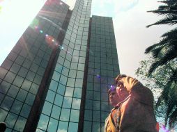 Detalle del edificio de la de la Bolsa Mexicana de Valores. ARCHIVO  /