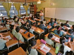 La escuela Urbana 225, ubicada en la colonia Jardines de la Paz, es considerada una de las más sobrepobladas. S. NÚÑEZ  /