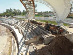 Los trabajos continúan hoy en el Estadio de Atletismo. E. PACHECO  /