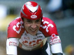 Sastre ha querido despedirse del público tras finalizar la Vuelta a España. AFP  /