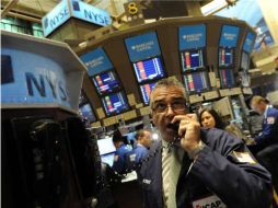 El NYSE Composite, por su parte, permanecía sin cambios en siete mil 199.12 unidades. ARCHIVO  /