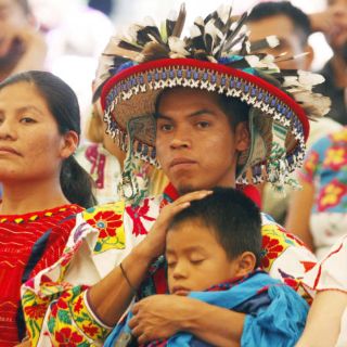 Firman convenio para establecer un Centro Internacional de Culturas Indígenas