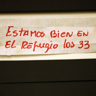 Equipo médico de la NASA que ayudó a mineros chilenos recibe premio