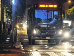 El transporte público nocturno tendrá una tarifa de 10 pesos, con 10 rutas. A. HINOJOSA  /