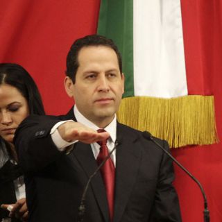 Eruviel Ávila promete mano dura contra feminicidas