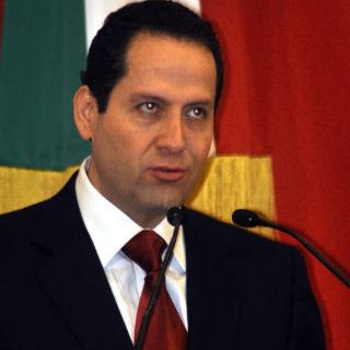 Peña dejó finanzas sin problemas: Eruviel Ávila