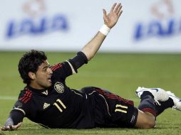 Vela padeció una lesión en la rodilla derecha, por lo que se perdera el primer partido de la temporada. MEXSPORT  /