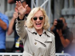 Close protagoniza a una mujer que se disfraza de hombre para conseguir un trabajo en un hotel. AFP  /