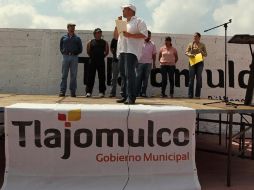 El alcalde de Tlajomulco durante la inauguración de esta mañana. A. HINOJOSA  /