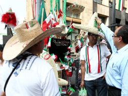 En las festividades patrias, es recomendable no usar juegos pirotécnicos para celebrar. NTX  /