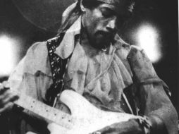 ''Electric requiem'' es una novela gráfica que recoge las peripecias vitales de un músico que fue único e irrepetible. ARCHIVO  /