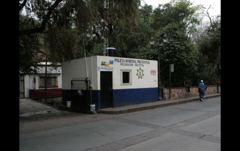 A las 05:30 horas de este domingo se dio aviso sobre el incendio casi simultáneo de las casetas. ARCHIVO  /