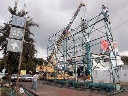 El Ayuntamiento de Guadalajara suma 17 espectaculares ilegales retirados en la vía pública. E. PACHECO.  /