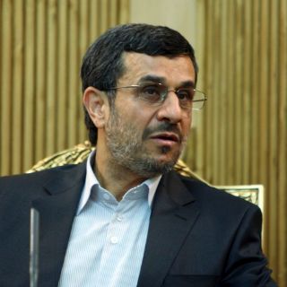 Ahmadinejad acude a asamblea de la ONU debilitado por rivales