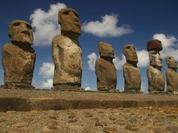 La isla de Pascua es famosa por sus 'Moais' atribuidos a la cultura Rapa Nui. ESPECIAL  /