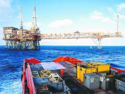 Se programa conocer y asimilar las tecnologías del sistema de refinado de Repsol, con capacidad de 800 mil barriles diarios. ARCHIVO  /