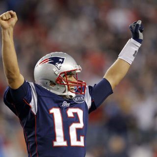 Tom Brady despedaza a la mejor defensa de 2010