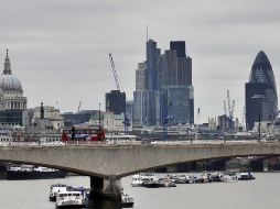 El FMI dijo hoy que Reino Unido deberá retrasar su plan de austeridad en el país, en caso de que se detengan el crecimiento. EFE  /