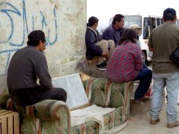 Trabajadores o personas que se casan con un ciudadano estadounidense no pueden legalizarse por no haber entrado legalmente. ARCHIVO  /