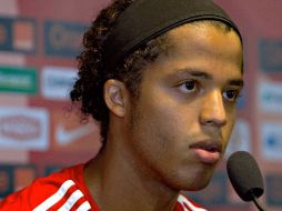 Dos Santos jugó escasos seis minutos en el último partido de los 'Spurs' en el que consiguieron la victoria. MEXSPORT  /