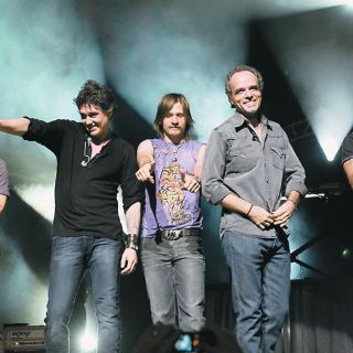 Los Caifanes retoman un ciclo vital