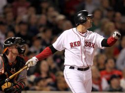 Adrián González impulsó una doble carrera durante el juego contra los Orioles de Baltimore. AFP  /