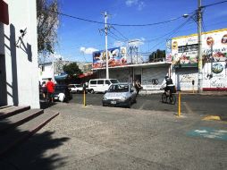 La institución asaltada está instalada en el cruce de la Avenida Republica y la calle 58. O. RUVALCABA  /