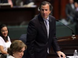 El secretario de Hacienda, José Antonio Meade, explicó que ahora quienes tenían regímenes especiales tributan más. EL UNIVERSAL  /